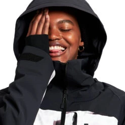 Burton [ak] Gore-Tex Embark Wintersportjacke True Black/Powder Pillows (Pow Pow) Damen -Skiausrüstungs Geschäft burton ak gore tex embark jacket 10010108003 02 gross