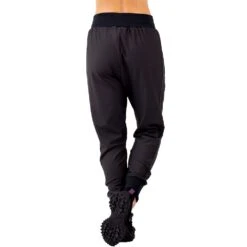 Eivy Harlem Travel Funktionshose Team Black Damen -Skiausrüstungs Geschäft eivy harlem travel pant 6221190212 6001 02 gross2YOqxScVhMWVF